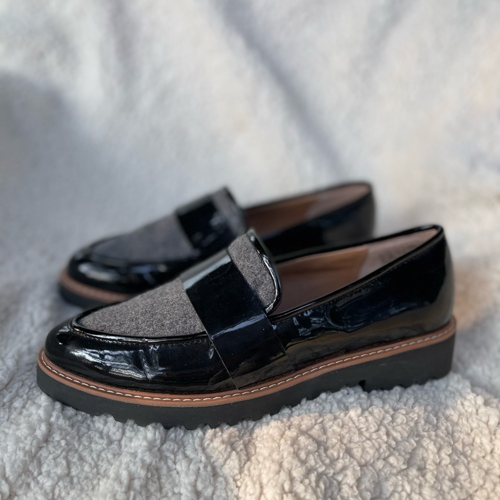 HALOGEN Emily Black Gray Patent Leather & Wool
Slip On Loafers Women's size 6.5